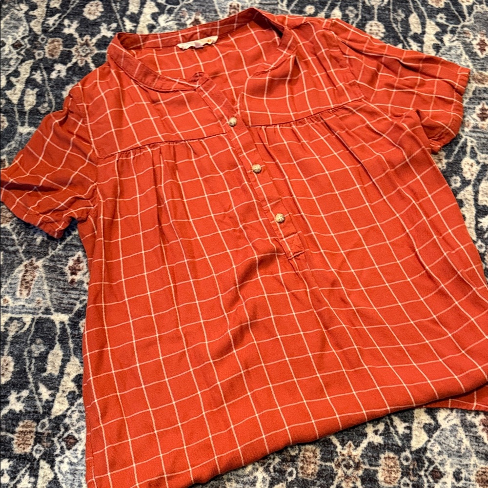 Pumpkin Colored top